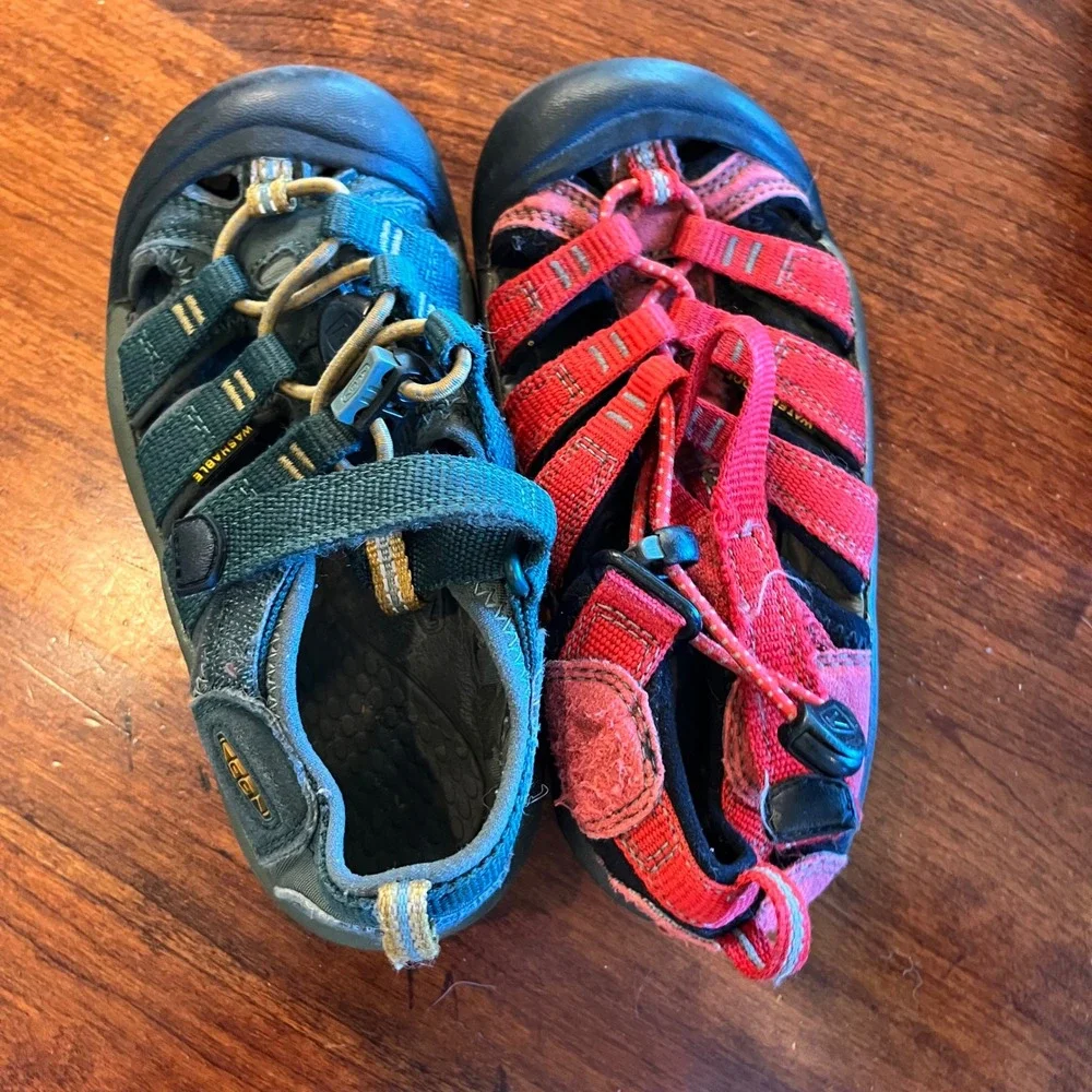 Keen Newport H2 Kids Teal Tan Waterproof Sport Sandals Hiking Shoes- sz 11